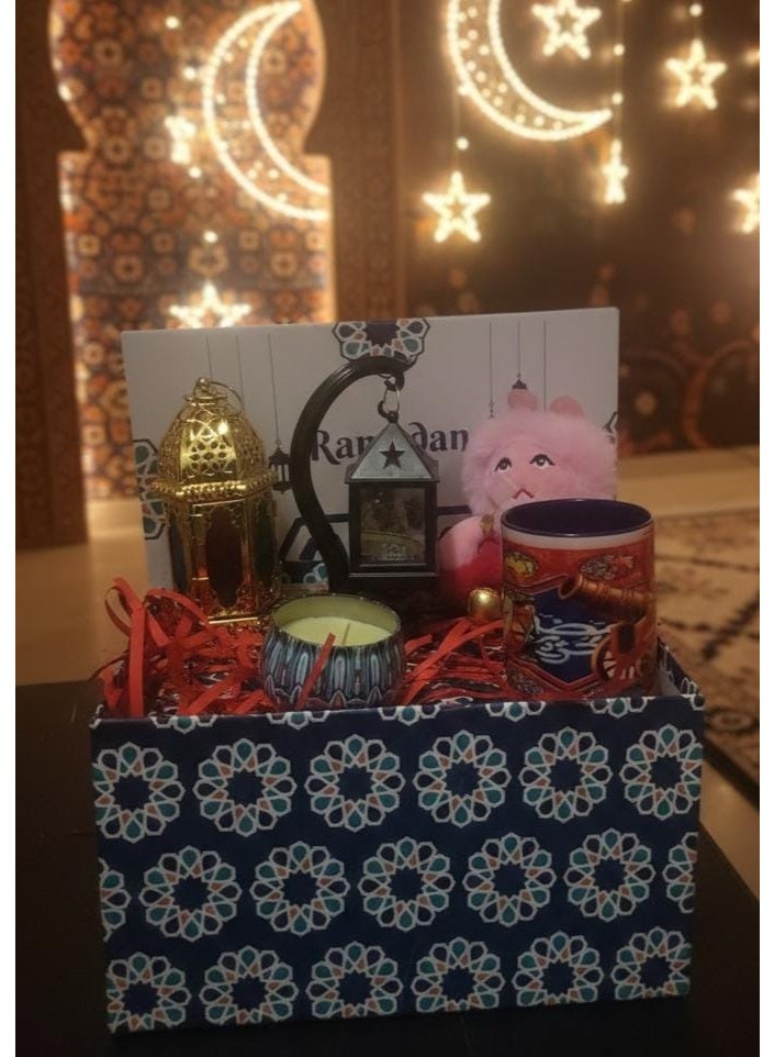 Ramadan Box + 6 Gifts (Golden Lantern + Fragrant Scented Candle + Mug + Lantern Hanger + Small Lantern + Tamtam Doll) - Image 1